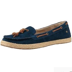 UGG Channtal blue flats Size us 9.5